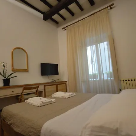 Luxury Via Dei Pilastri Lejlighed
